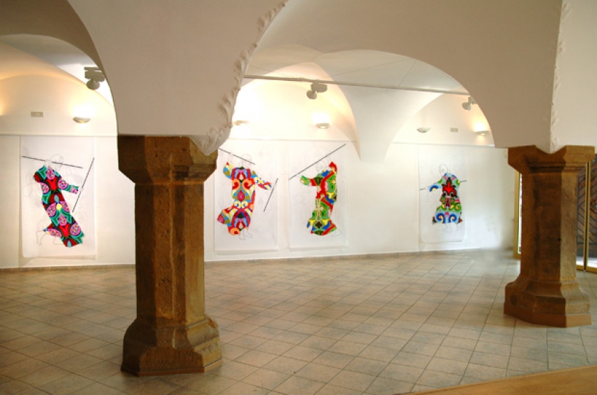 https://git.mirunadragan.com/files/gimgs/th-14_1installation_view.jpg