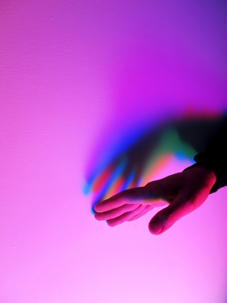 https://git.mirunadragan.com/files/gimgs/th-28_GGallery_RGBHand_site.jpg
